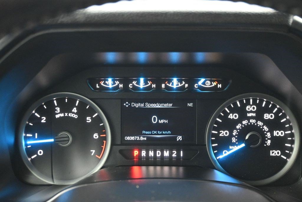 Used 2017 Ford F150 XLT w/ Equipment Group 302A Luxury AWD/4WD image 9