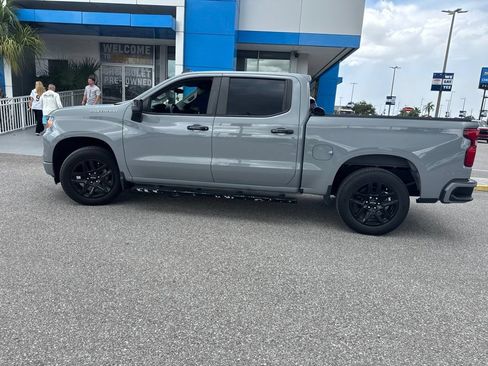 Used 2024 Chevrolet Silverado 1500 Custom RWD image 7