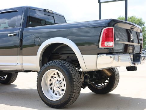 Used 2016 RAM 2500 Laramie w/ Convenience Group AWD/4WD image 5