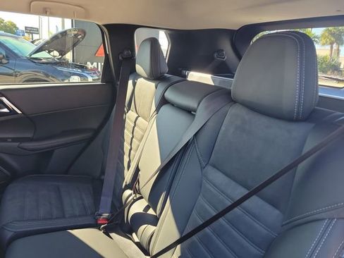 New 2026 Mitsubishi Outlander SE image 13