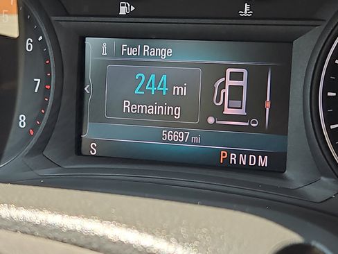 Used 2020 Buick Encore Preferred FWD image 19