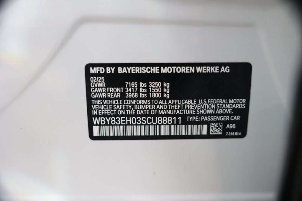 Used 2025 BMW i7 M70 w/ Executive Package AWD/4WD image 42