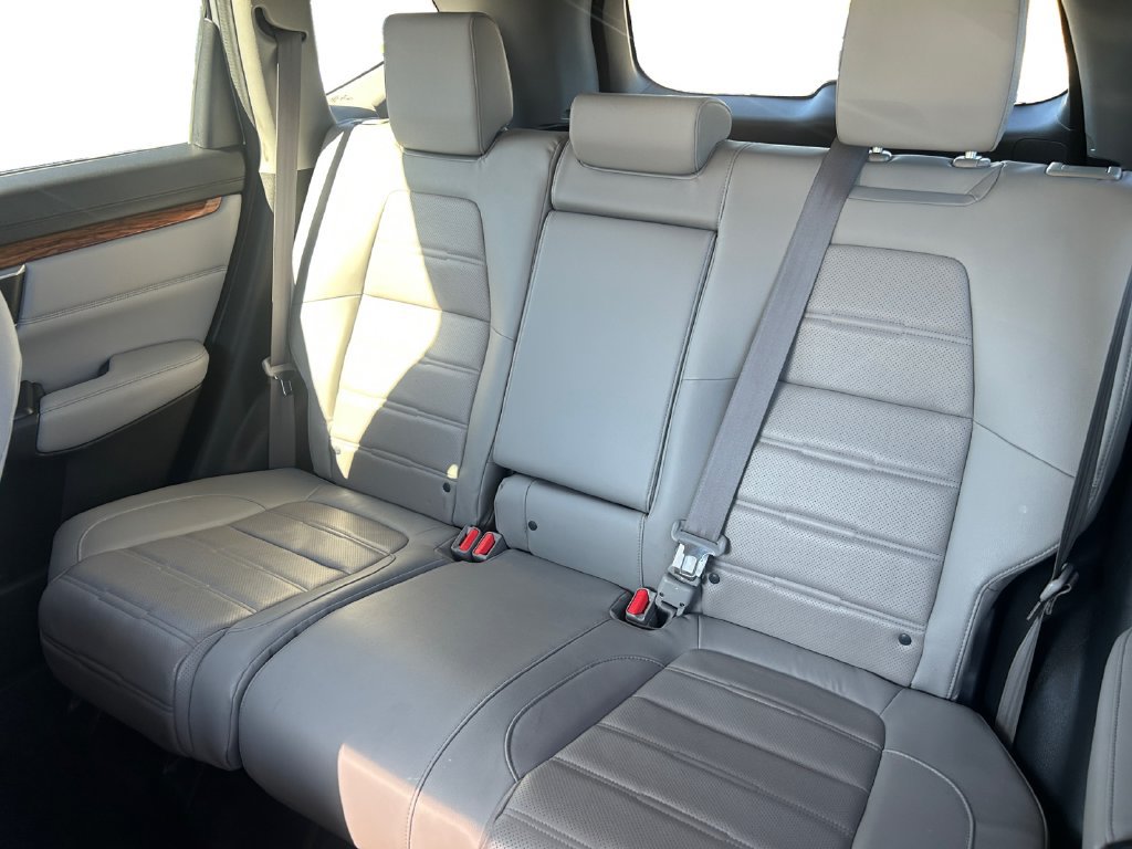 Used 2018 Honda CR-V Touring image 18