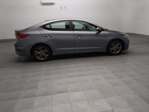 Used 2018 Hyundai Elantra SEL FWD image 10