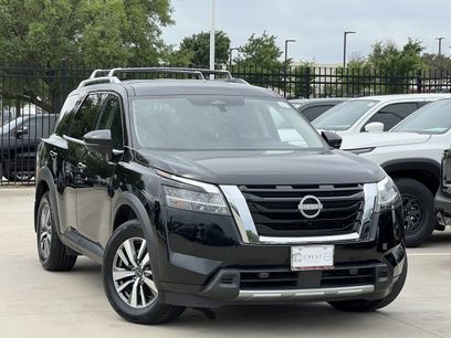 Certified 2024 Nissan Pathfinder SL