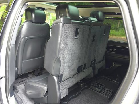 Used 2024 Land Rover Range Rover Long Wheelbase SE AWD/4WD image 18