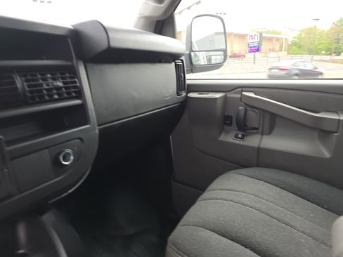 Used 2024 Chevrolet Express 2500 w/ Driver Convenience Package RWD image 23