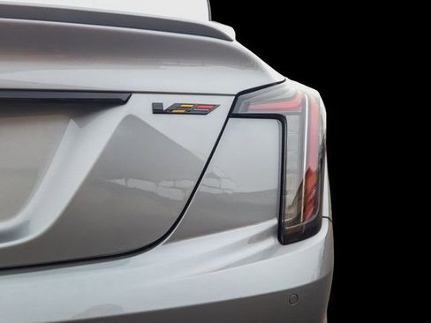 New 2026 Cadillac CT5 V w/ Platinum Package AWD/4WD image 8