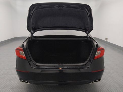 Used 2019 Honda Accord Sport image 29