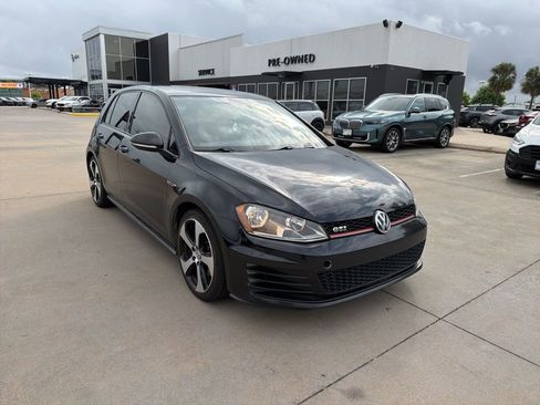 Used 2017 Volkswagen GTI S image 1