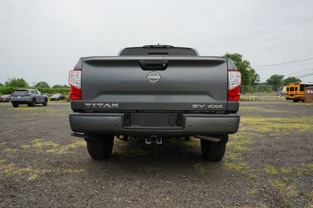 Certified 2024 Nissan Titan SV w/ SV Convenience Package AWD/4WD image 8