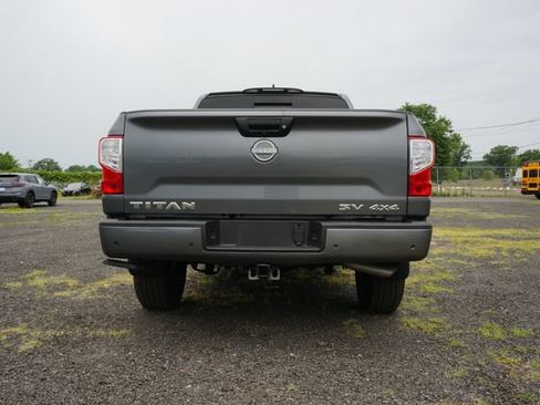 Certified 2024 Nissan Titan SV w/ SV Convenience Package AWD/4WD image 8