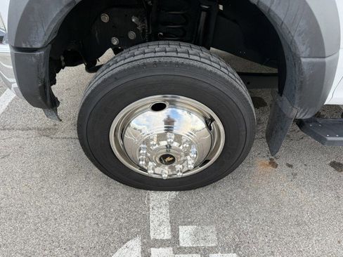 Used 2018 Ford F450 XL w/ Power Equipment Group image 15