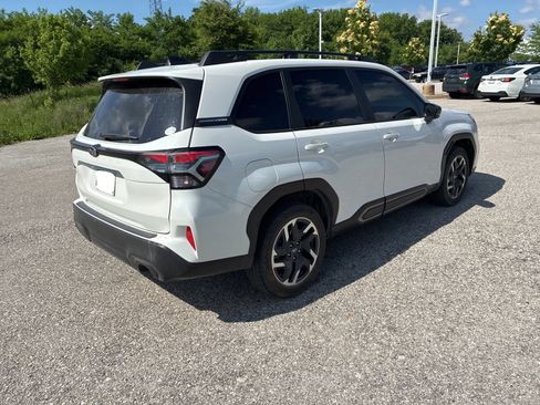 Certified 2025 Subaru Forester Limited AWD/4WD image 15