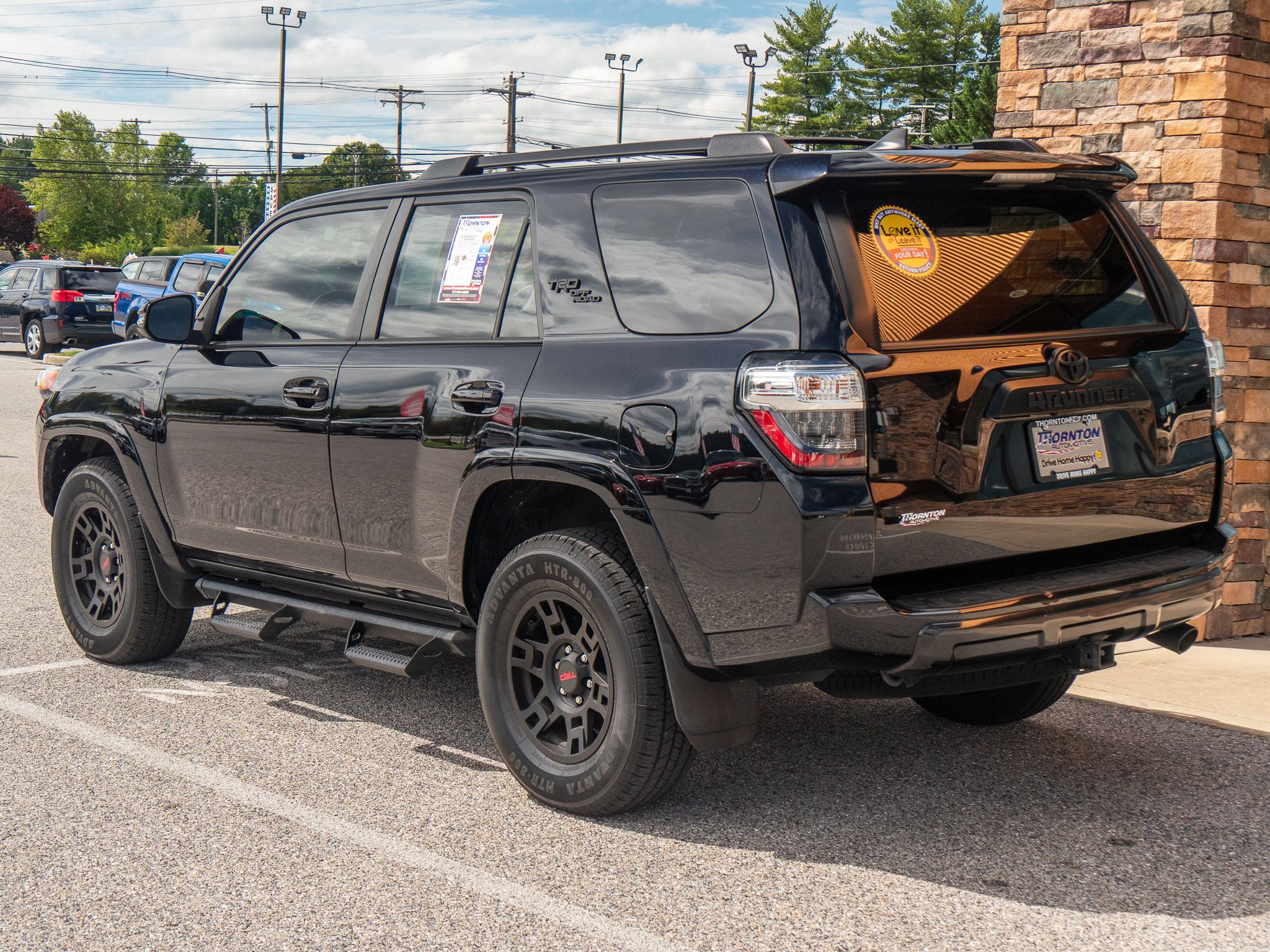 Used 2023 Toyota 4Runner TRD Off-Road Premium w/ Moonroof Package AWD/4WD image 5