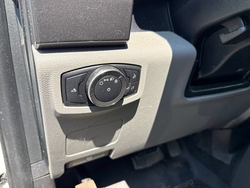 Used 2017 Ford F250 XLT w/ FX4 Off-Road Package AWD/4WD image 14