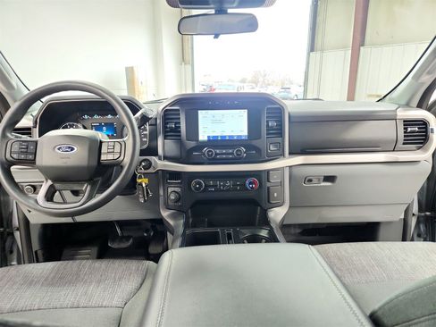 Used 2023 Ford F150 XLT w/ XTR Package image 24
