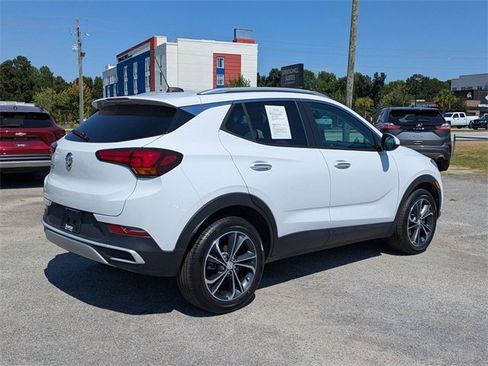 Used 2023 Buick Encore GX Select image 3