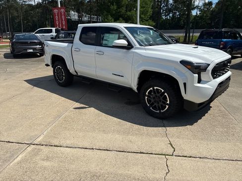 New 2026 Toyota Tacoma TRD Sport AWD/4WD image 9
