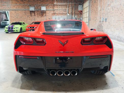 Used 2019 Chevrolet Corvette Stingray Coupe w/ Carbon Flash Badge Package RWD image 11