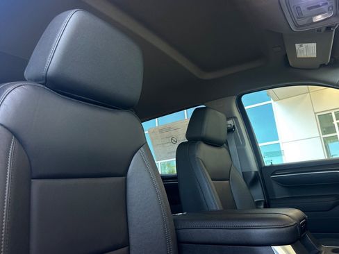 New 2026 Chevrolet Silverado 1500 RST w/ Safety Package AWD/4WD image 16