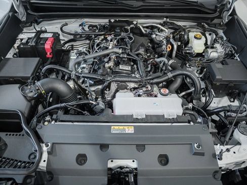 New 2026 Toyota Tacoma SR5 image 18