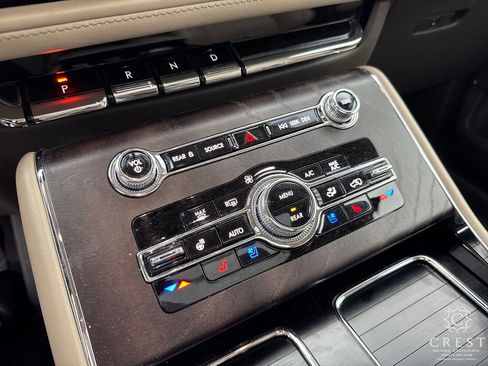 Used 2022 Lincoln Aviator Reserve w/ Equipment Group 201A image 22