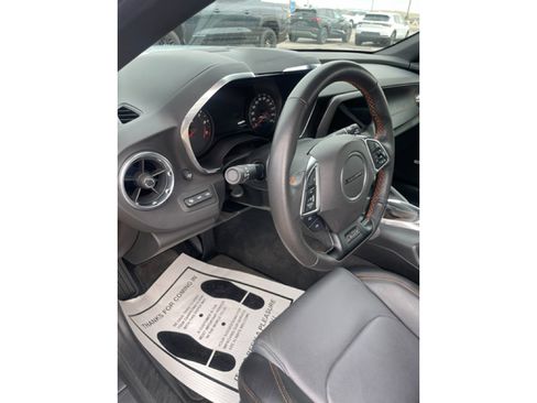 Used 2017 Chevrolet Camaro SS image 12