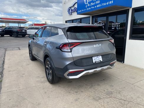 Used 2023 Kia Sportage LX AWD/4WD image 7