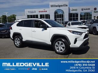 Used 2021 Toyota RAV4 LE FWD video 1