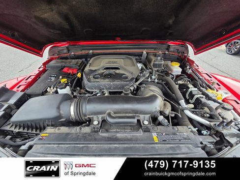 Used 2025 Jeep Wrangler Unlimited Rubicon AWD/4WD image 31