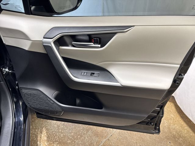 Used 2025 Toyota RAV4 XLE Premium w/ Weather Package AWD/4WD image 27