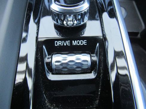 Used 2020 Volvo XC60 T8 Inscription image 51