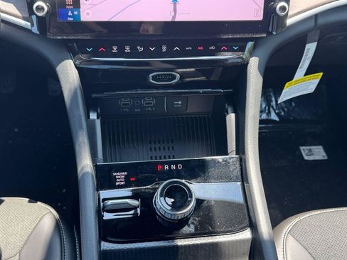 New 2026 Jeep Grand Cherokee Altitude AWD/4WD image 9