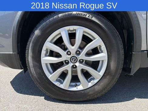 Used 2018 Nissan Rogue SV AWD/4WD image 17