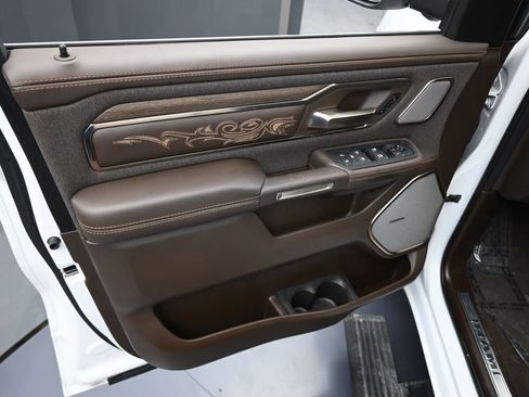 Used 2025 RAM 1500 Limited image 20