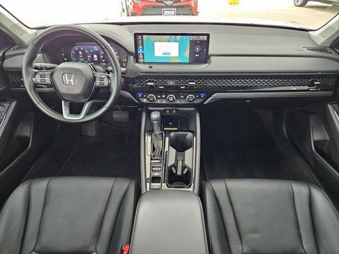 Used 2024 Honda Accord Touring image 19