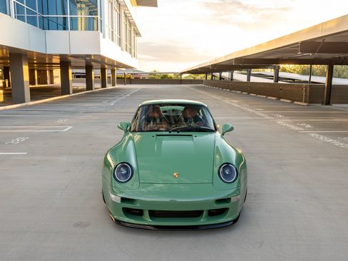 Used 1995 Porsche 911 Coupe image 22