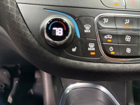 Used 2023 Chevrolet Malibu LT image 28