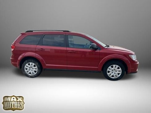 Used 2018 Dodge Journey SE w/ Connectivity Group FWD image 11