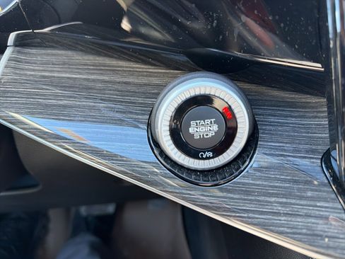 Used 2022 Jeep Wagoneer Series II w/ Premium Group I image 10