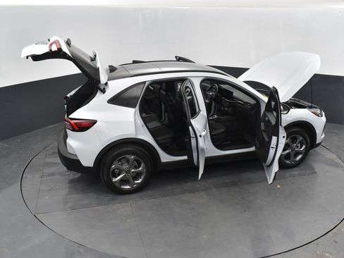Used 2026 Ford Escape ST-Line w/ Tech Pack #1 AWD/4WD image 46