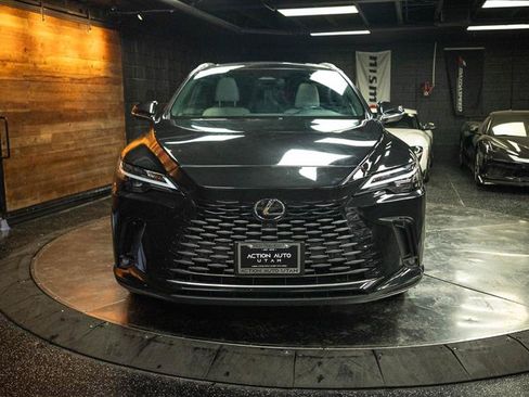 Used 2025 Lexus RX 350h w/ Convenience Package AWD/4WD image 4