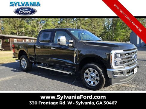 New 2026 Ford F250 Lariat w/ Chrome Package AWD/4WD image 1