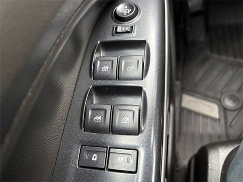 Used 2016 Chevrolet Colorado LT w/ Luxury Package, Chrome image 17