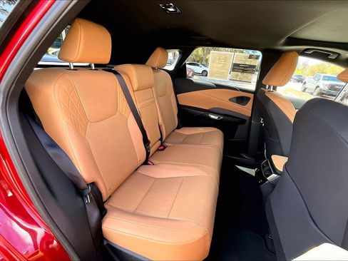 Used 2025 Lexus RX 350 Premium w/ Accessory Package (Z1) image 20