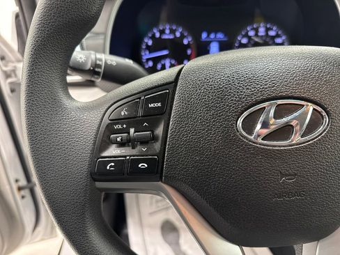 Used 2019 Hyundai Tucson SE image 22