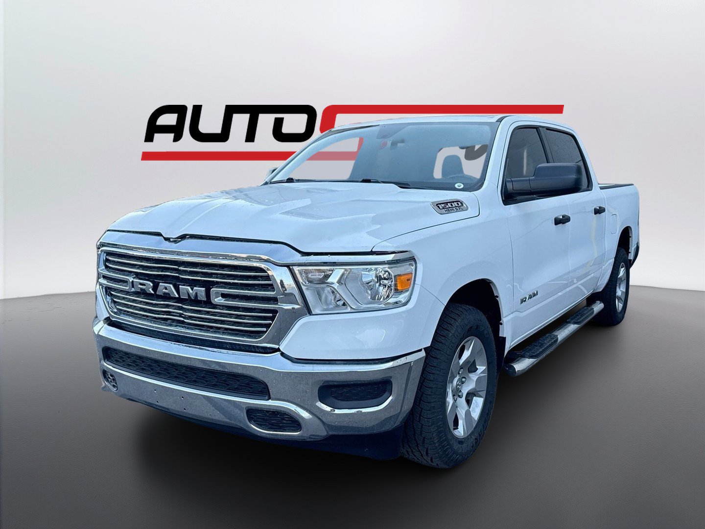 Used 2023 RAM 1500 Lone Star AWD/4WD image 3