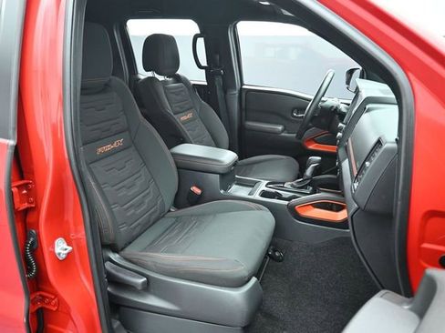 Used 2023 Nissan Frontier PRO-4X w/ Technology Package AWD/4WD image 27