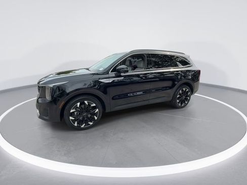 Used 2025 Kia Sorento SX FWD image 4